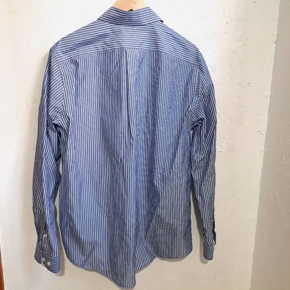 Eddie Bauer |Men's Blue Striped button down Shirt relaxed fit - Picture 6 of 9